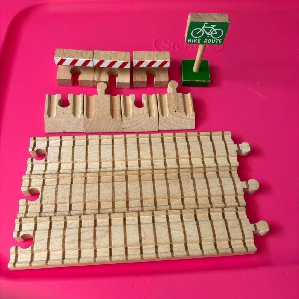 NameTrains & Misc. Lot Of Wooden Train Track